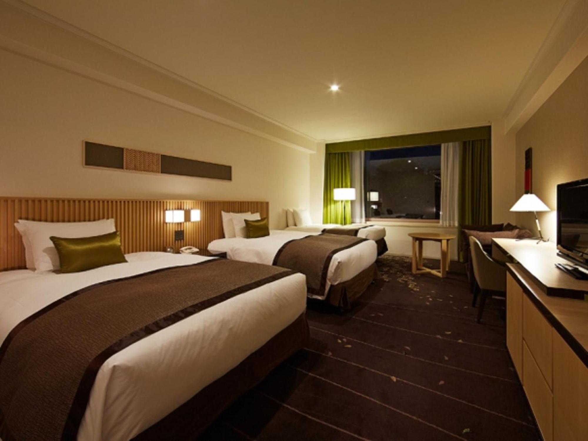 เดอะ ปริ้นซ์ ซากุระ ทาวเวอร์ ออโตกราฟ คอลเลคชั่น โรงแรม 5*