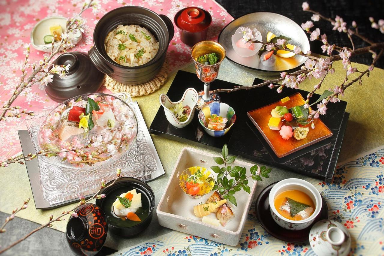 เดอะ ปริ้นซ์ ซากุระ ทาวเวอร์ ออโตกราฟ คอลเลคชั่น 5*